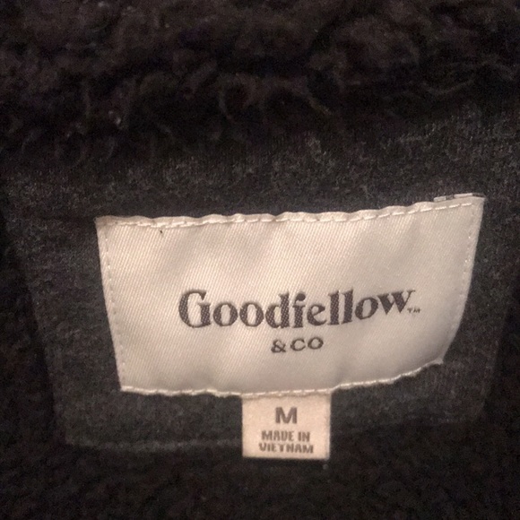 Ultra Warm Fuzzy Lining Goodfellow grey and black stylish winter zip up hoodie - Picture 6 of 7